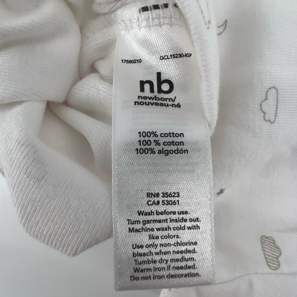 Carter's Newborn White Gray Short Sleeve Sun Star Moon Cloud Print Bodysuit - Picture 5 of 5